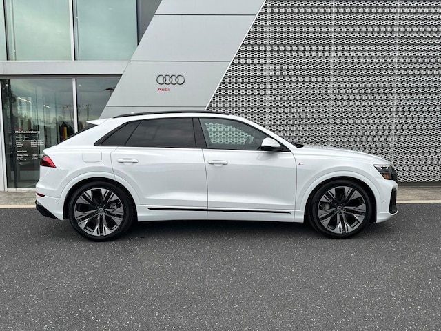 2026 Audi Q8