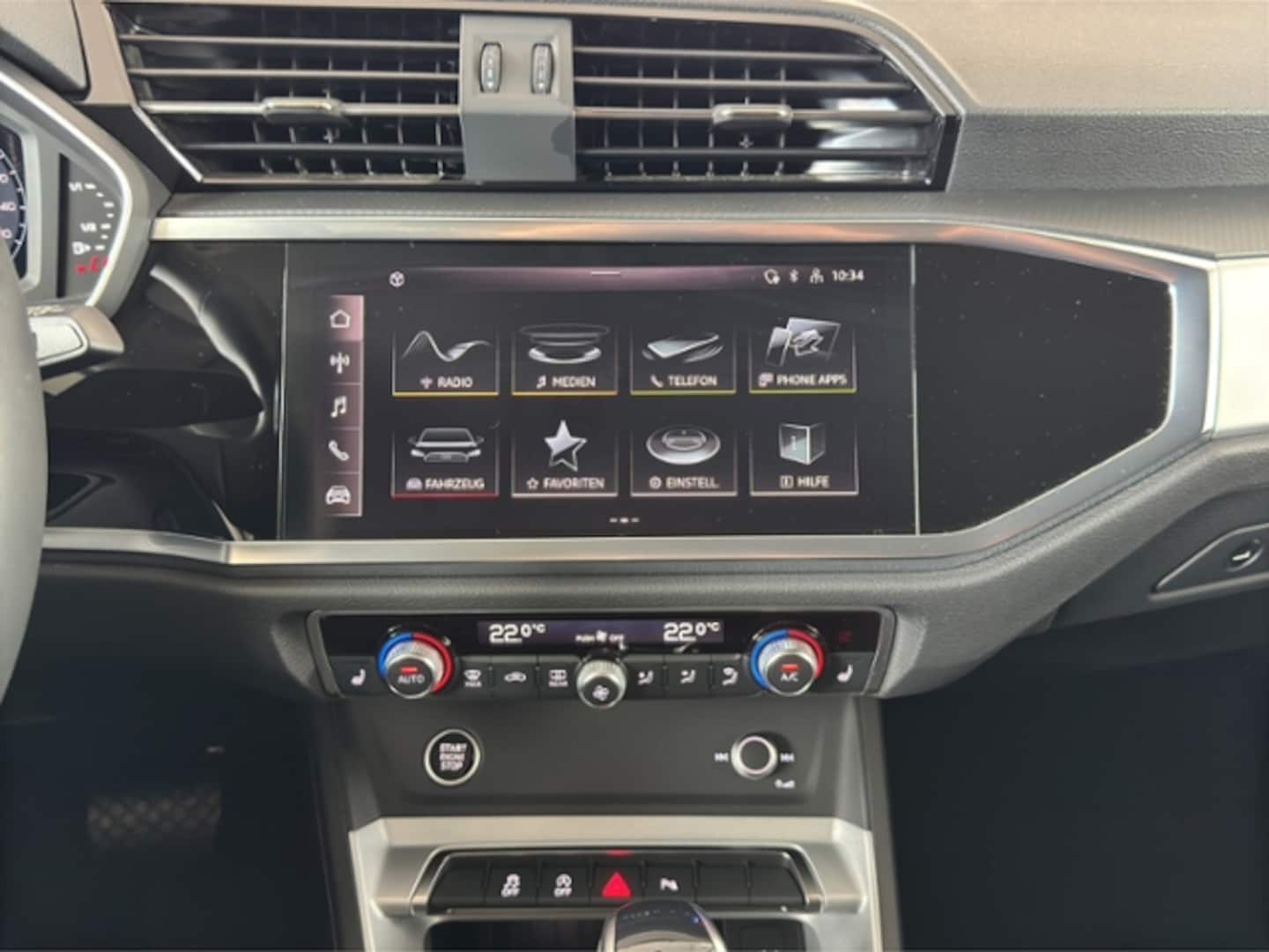 Bild über Audi Q3 advanced 35 TFSI S tronic - für weitere Informationen kontaktieren Sie den Audi Partner