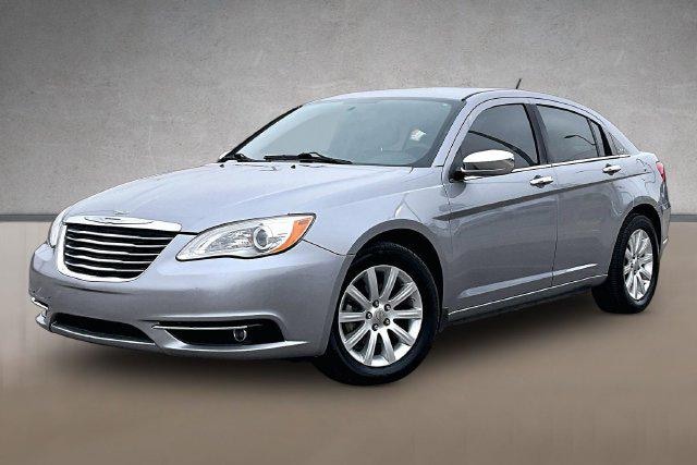 2013 Chrysler 200