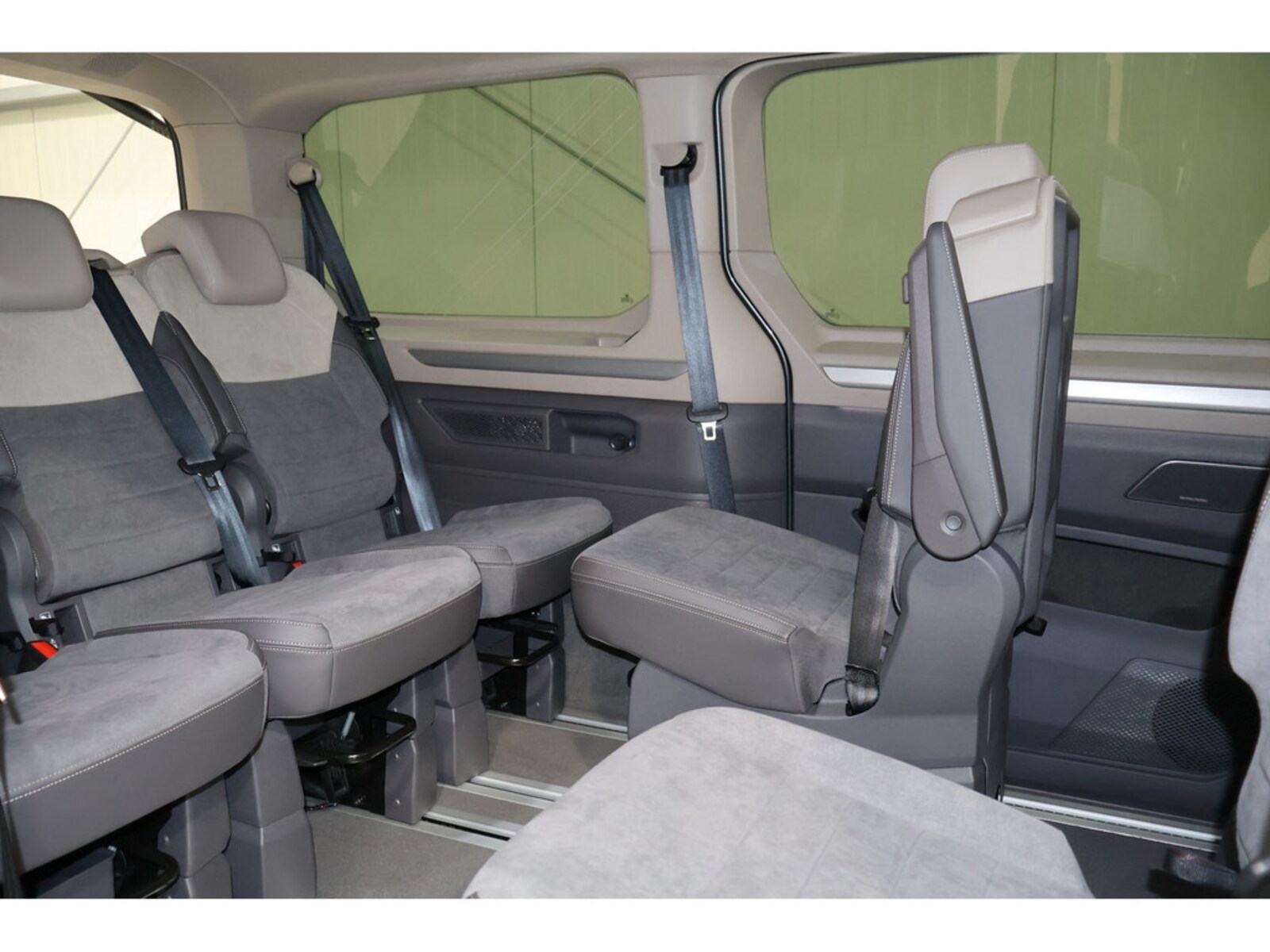 Volkswagen Multivan Langversion – Bild 16