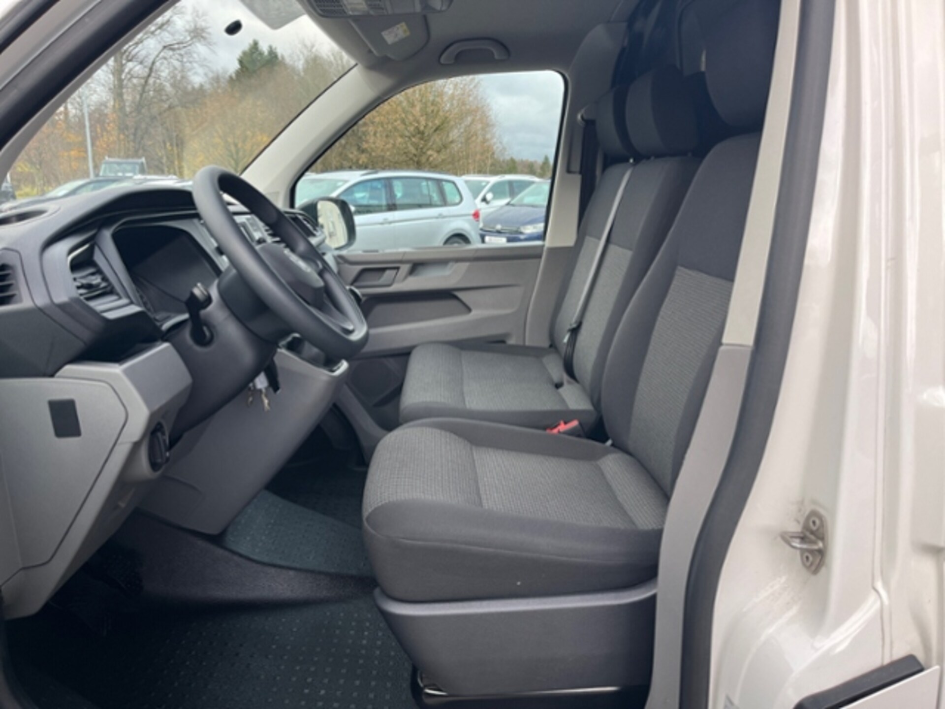 Volkswagen T6.1 Transporter Kasten kurzer Radstand