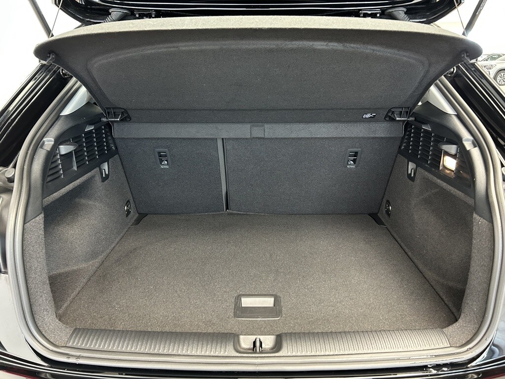 Bild som visar&nbsp;Audi Q2&nbsp;Q2 35 TFSI Proline 150 hk S tronic - för mer information kontakta din Audi Partner