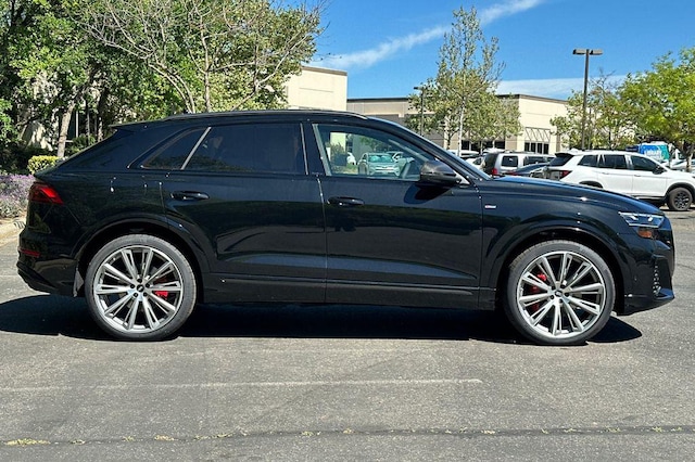 2026 Audi Q8