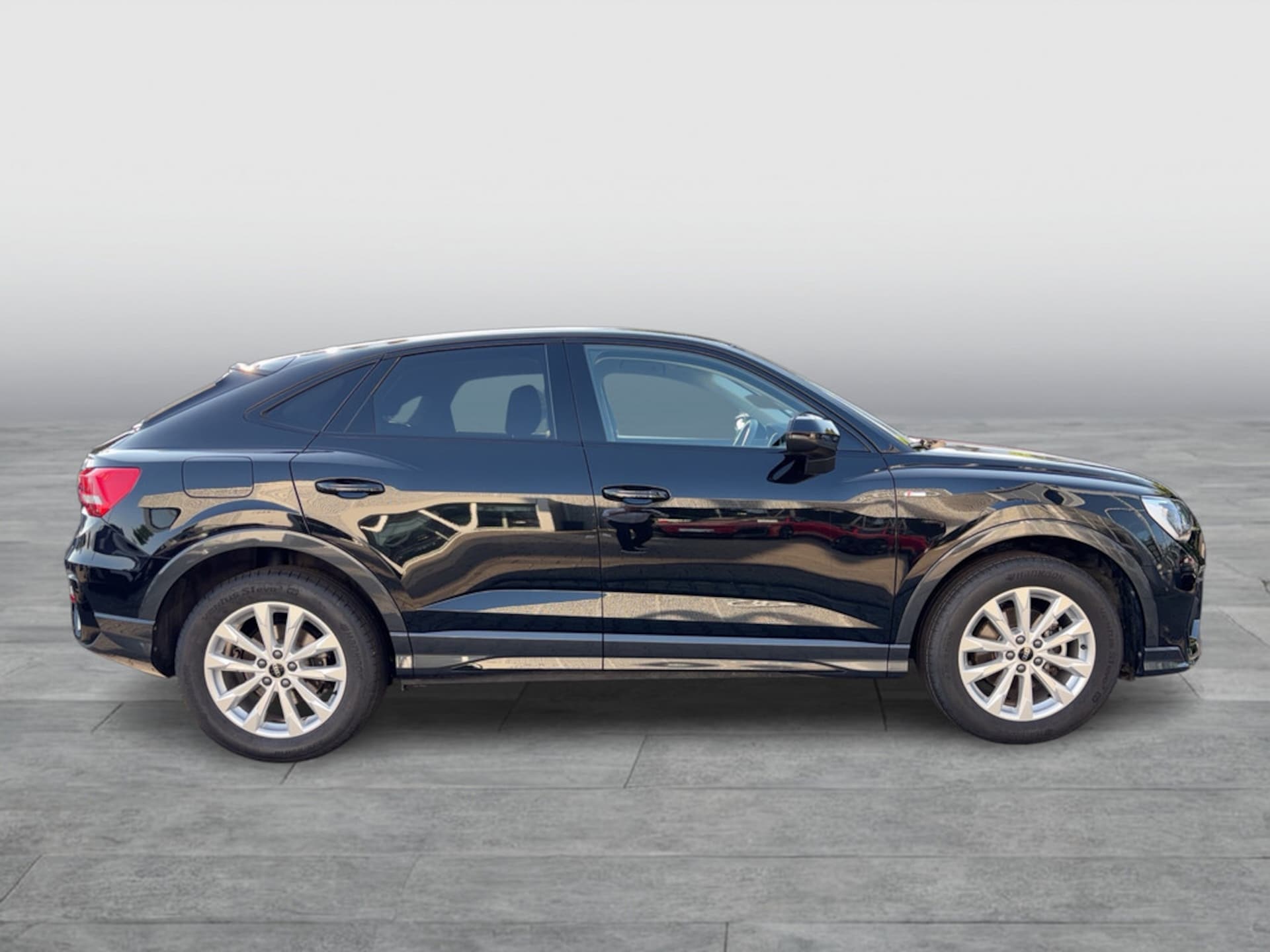 Audi Q3 Sportback S line