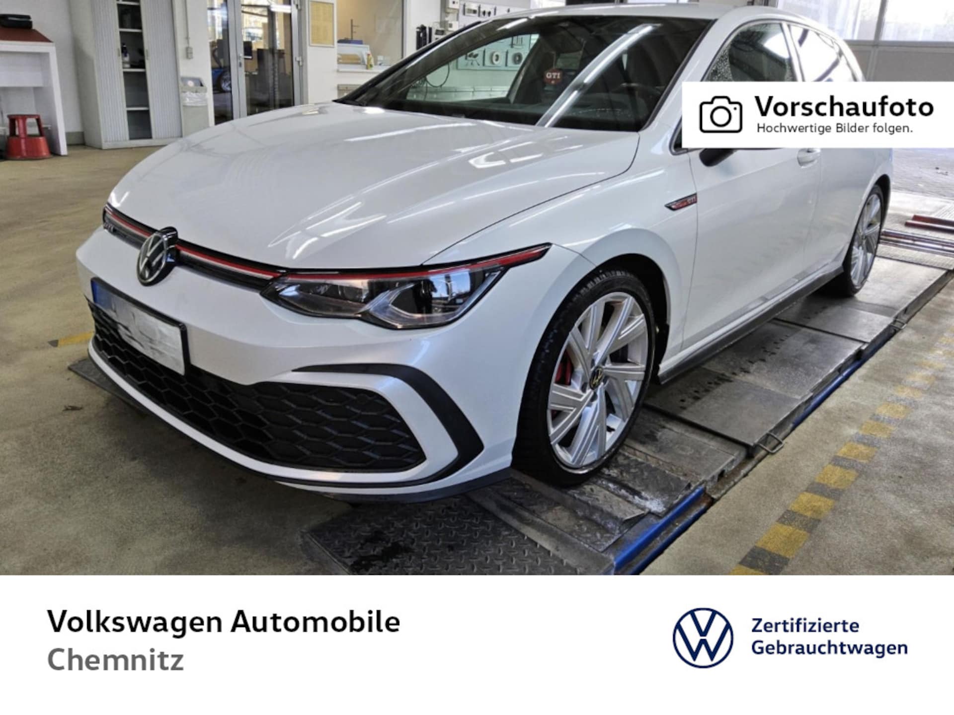 Volkswagen Golf GTI