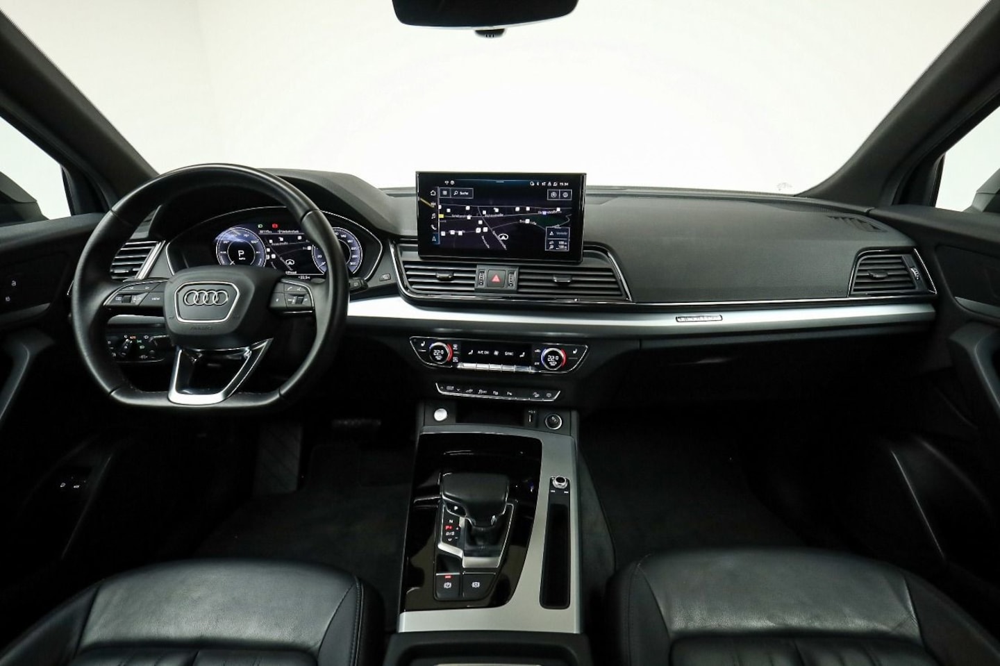Bild über Audi Q5 TFSI e advanced 50 TFSI e quattro S tronic - für weitere Informationen kontaktieren Sie den Audi Partner