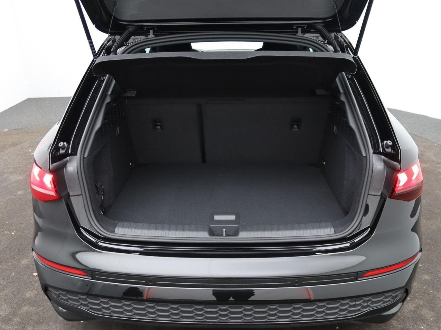 Bild über Audi A3 Sportback TFSI 85 kW S tronic - für weitere Informationen kontaktieren Sie den Audi Partner