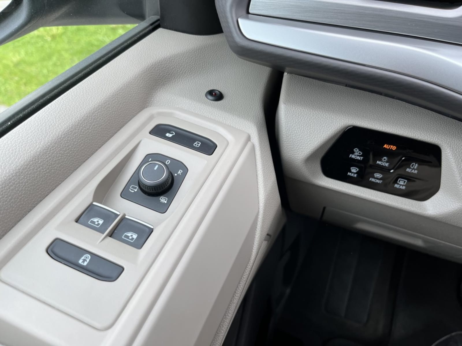Volkswagen Multivan – Bild 17