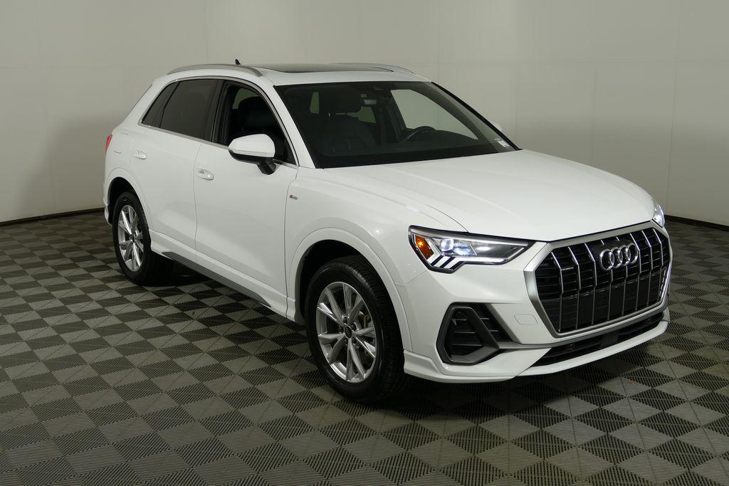 2025 Audi Q3 45 TFSI S Line Premium quattro's photo