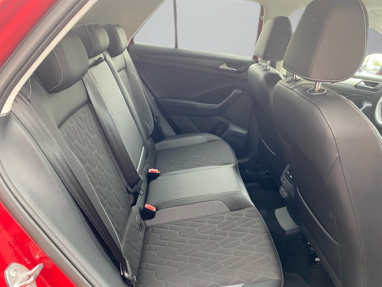 Volkswagen T-Roc – Bild 12