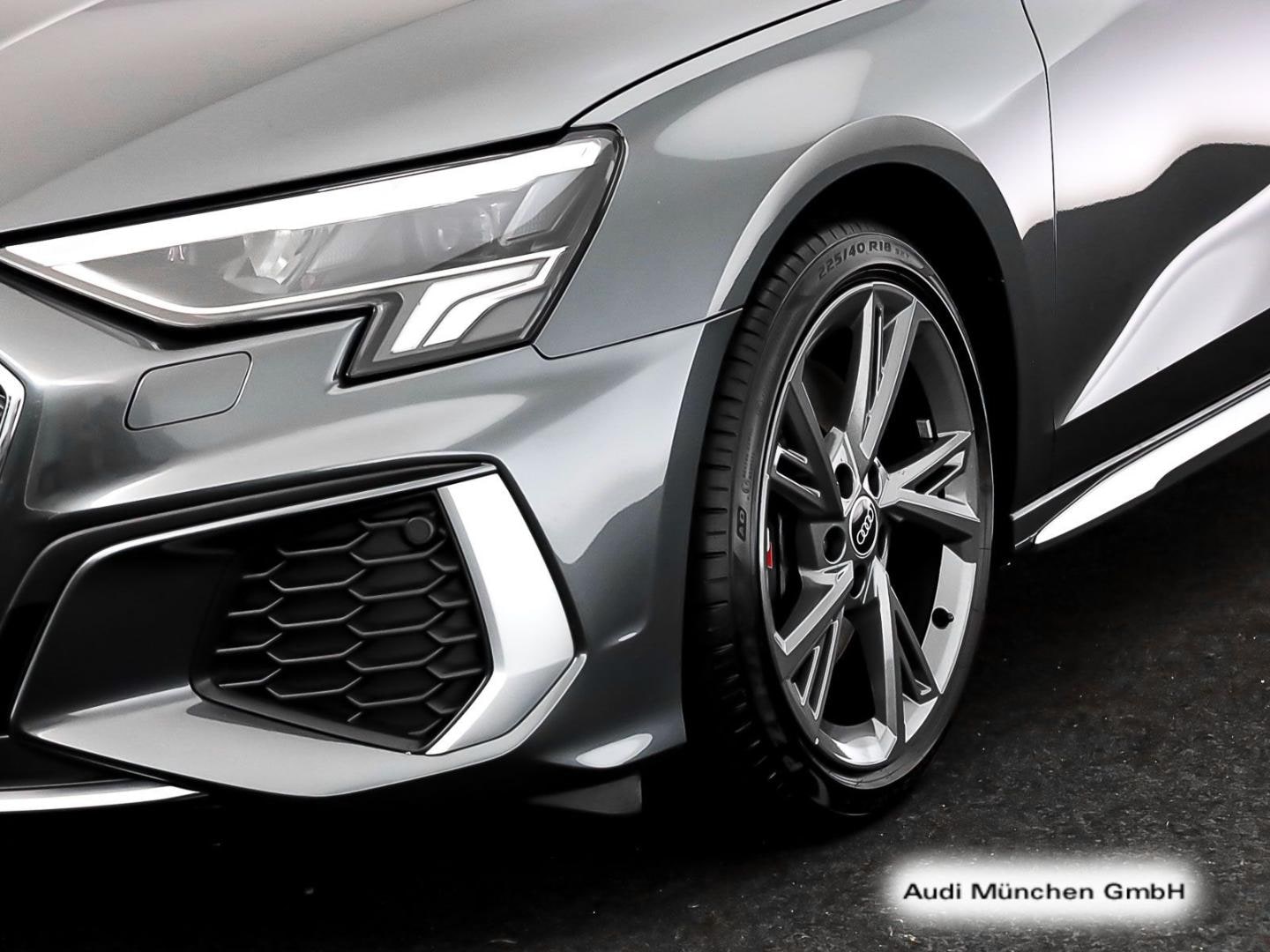 Bild über Audi S3 Sportback TFSI quattro S tronic - für weitere Informationen kontaktieren Sie den Audi Partner