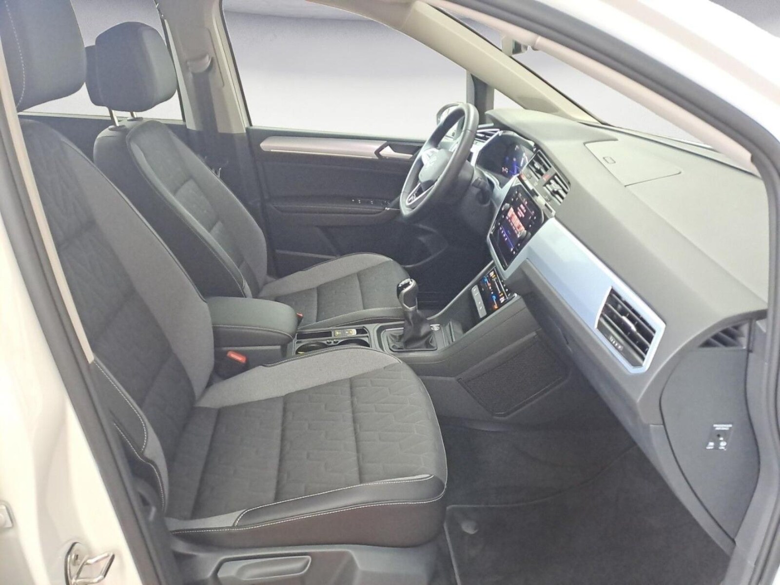Volkswagen Touran – Bild 13