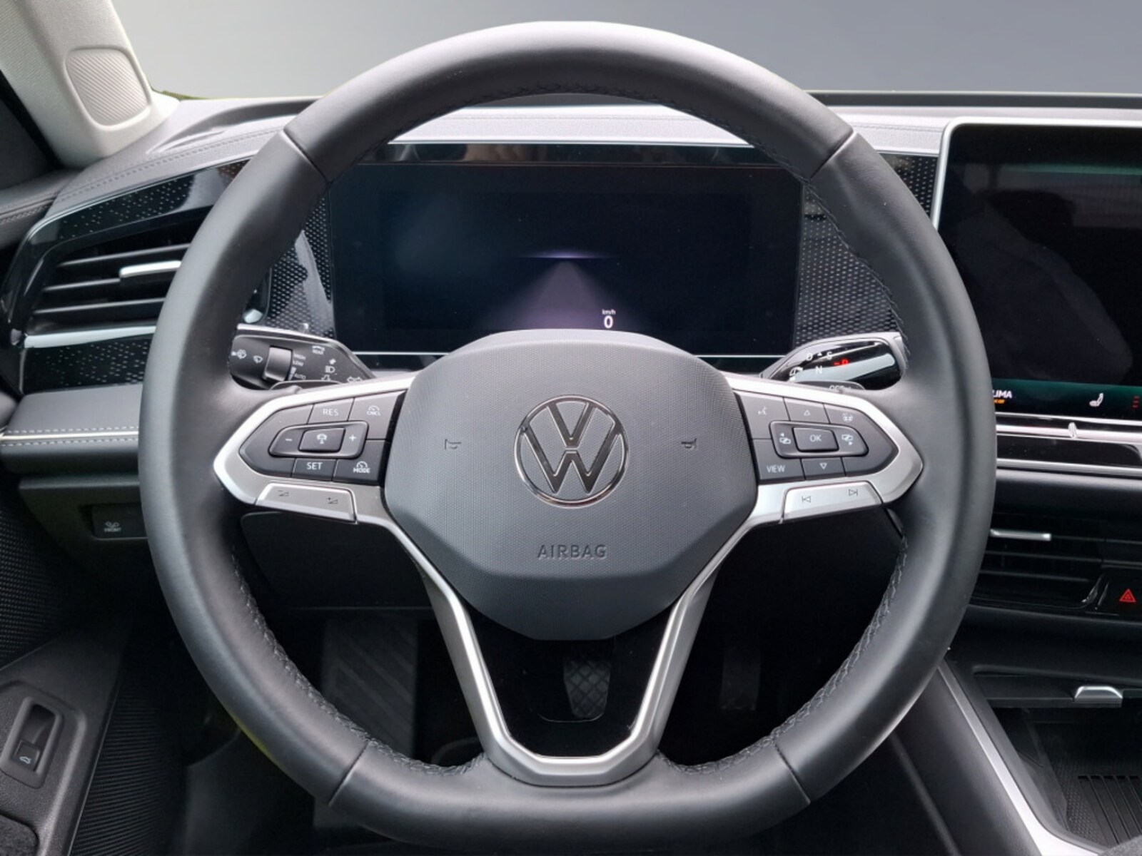 Volkswagen Passat – Bild 11