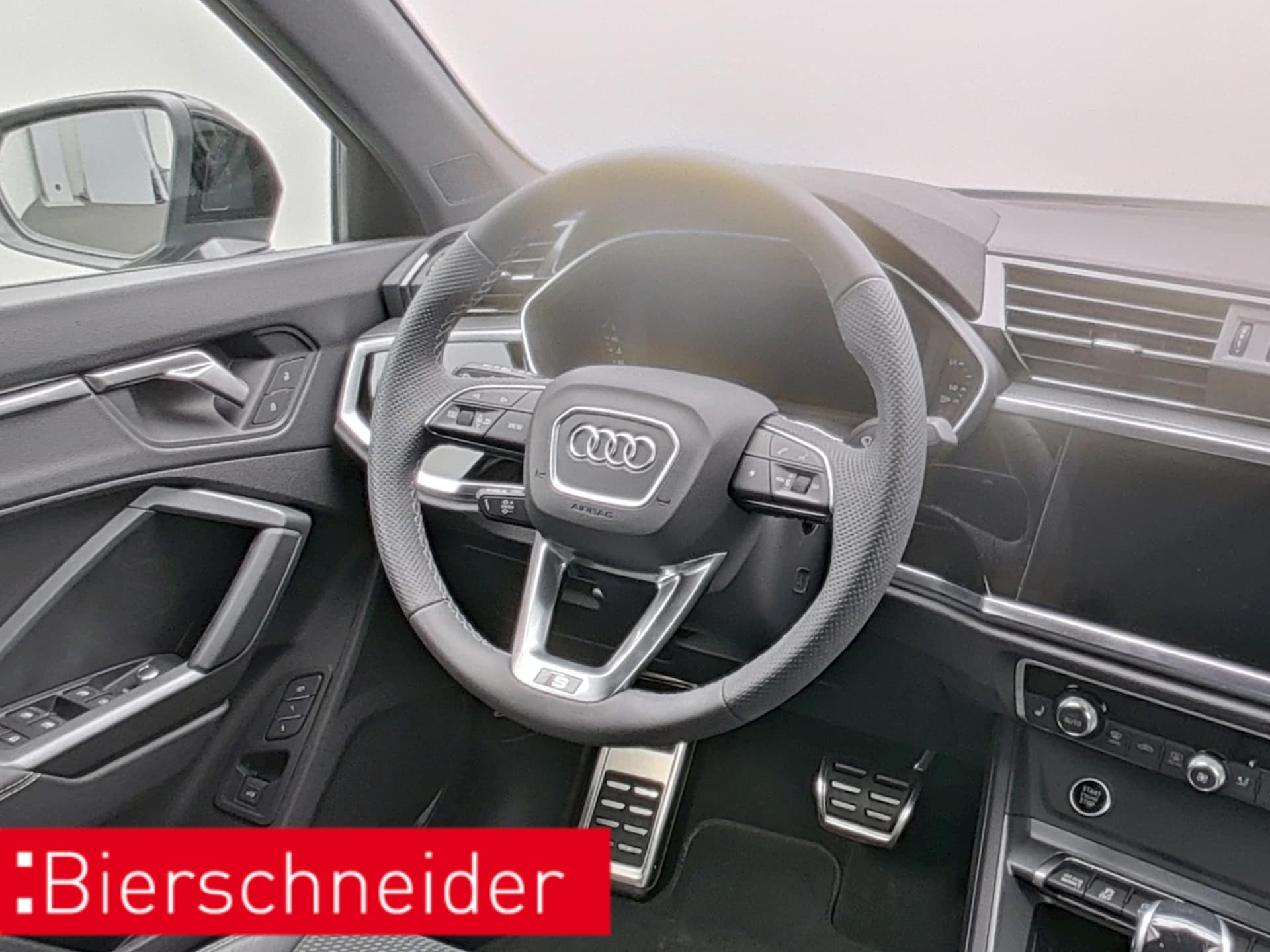 Audi Q3 Sportback S line