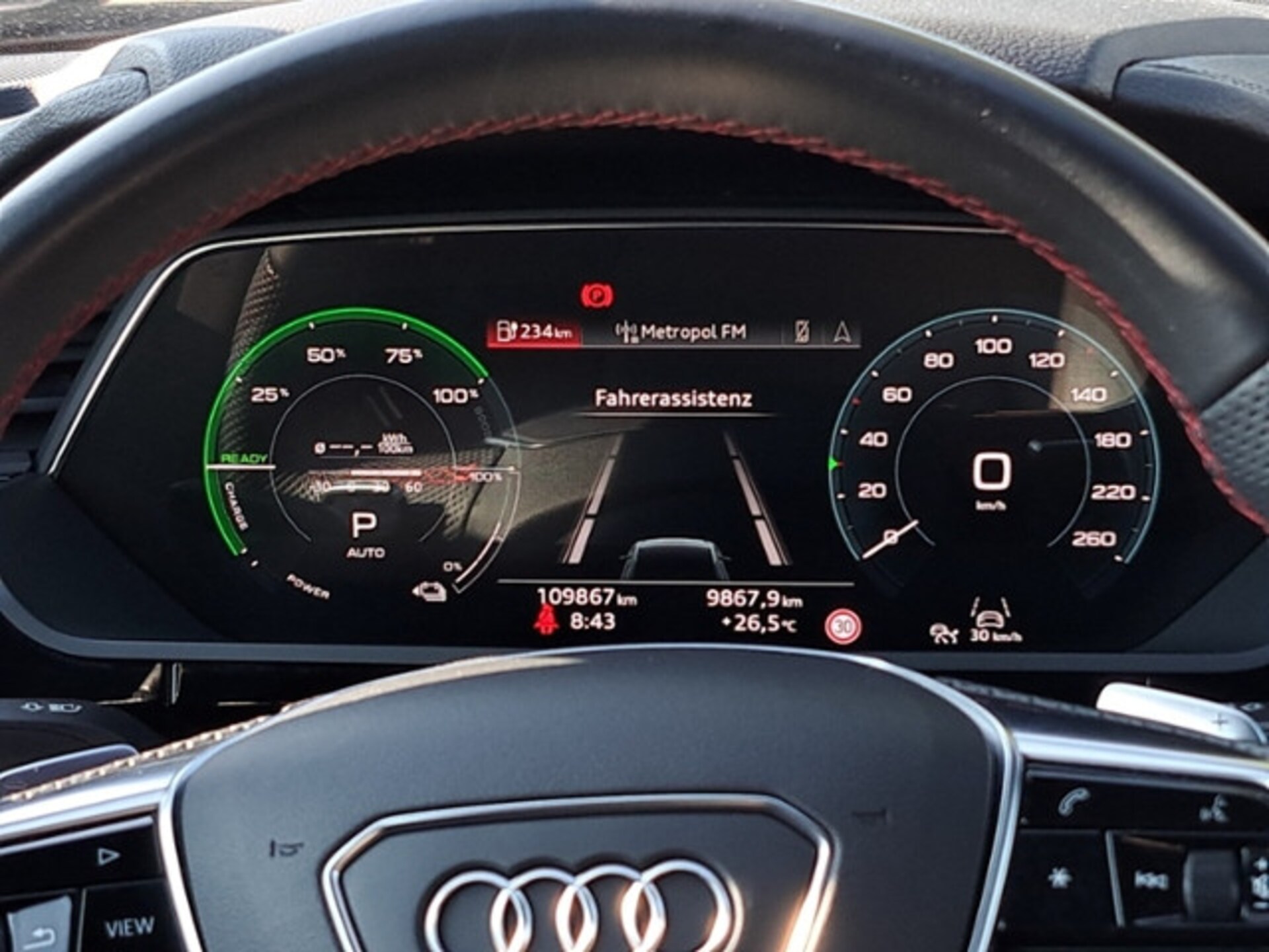 Audi Q8 e-tron S line
