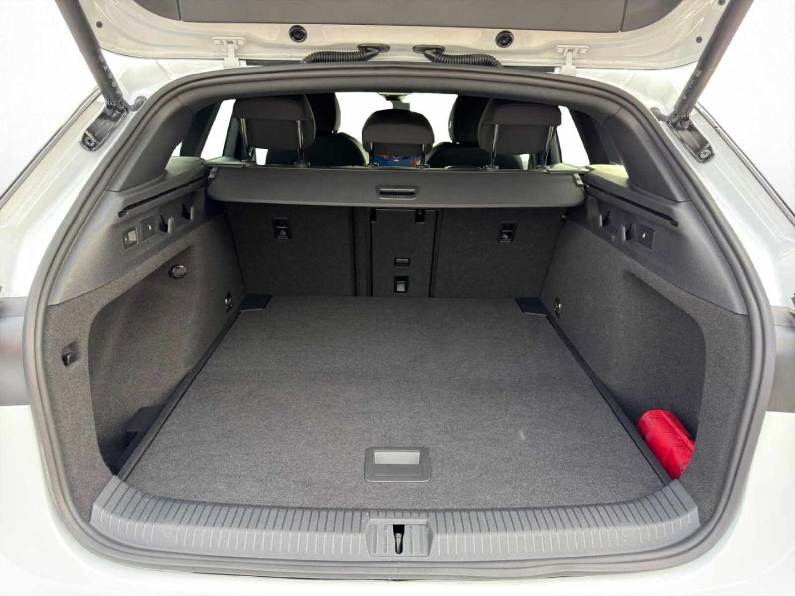 Volkswagen ID.7 Tourer – Bild 14