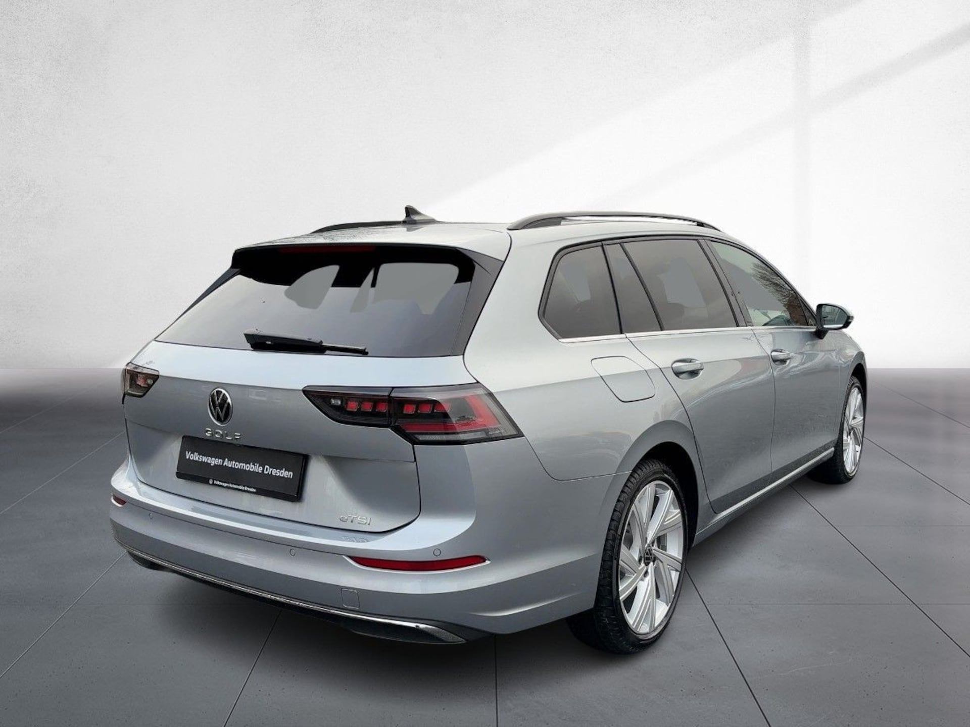 Volkswagen Golf Variant Style