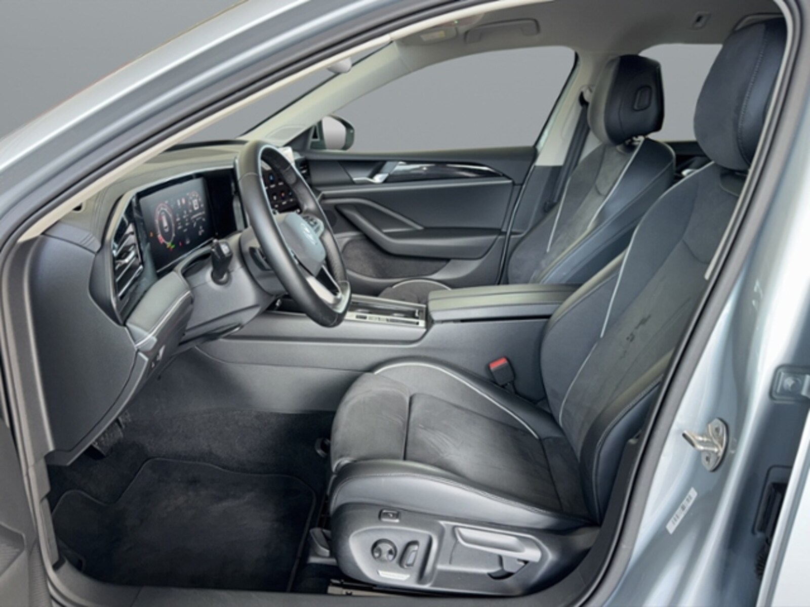 Volkswagen Passat – Bild 12