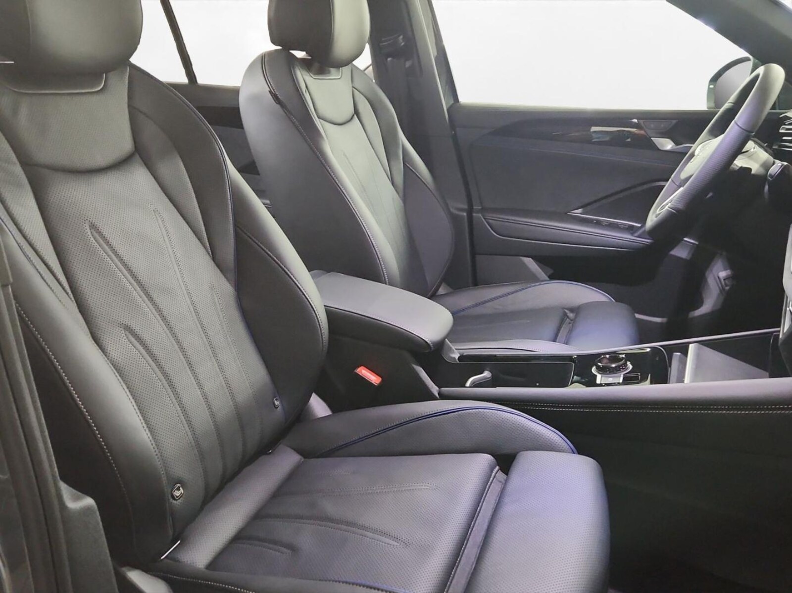 Volkswagen Tiguan – Bild 9