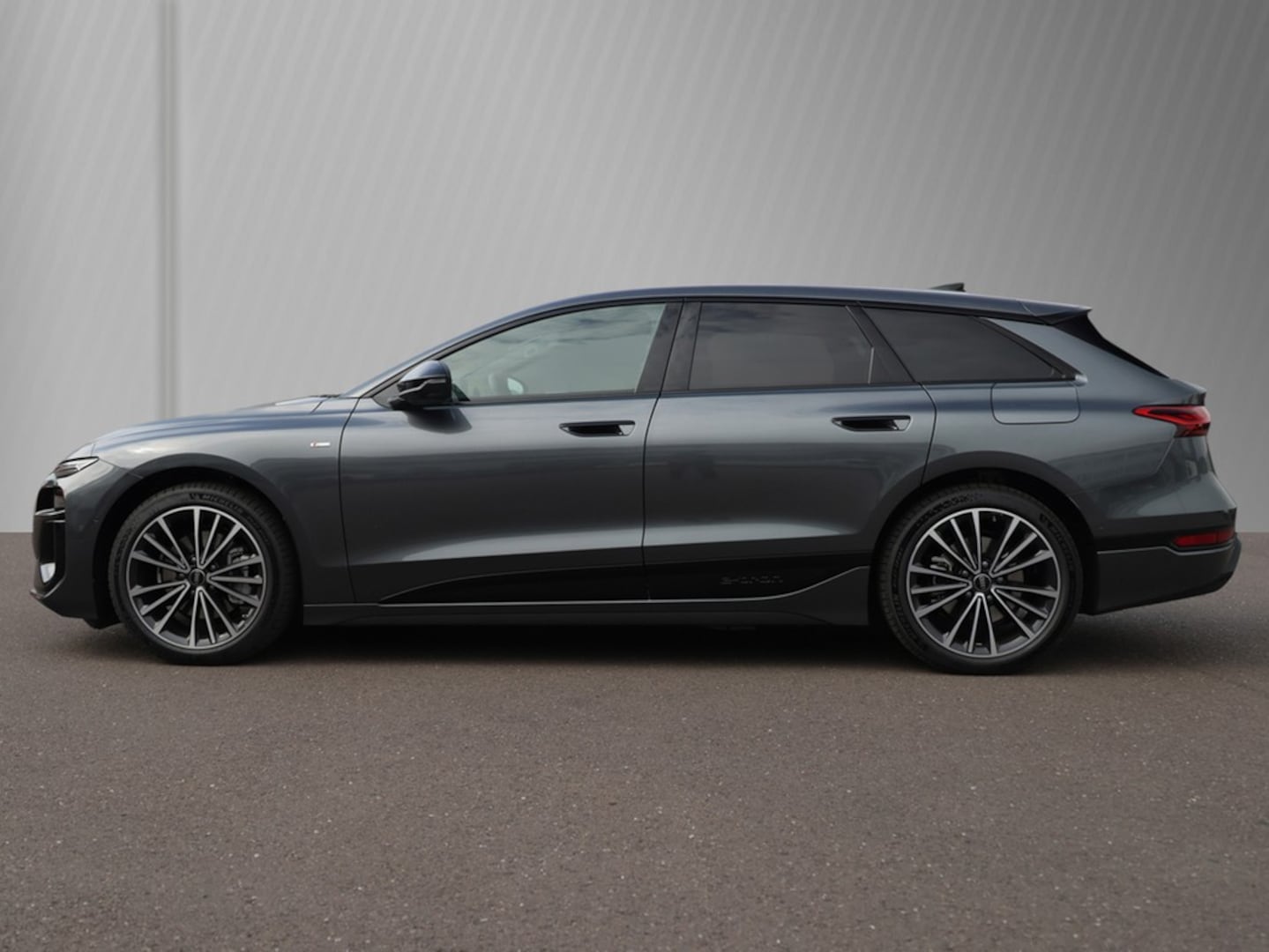 Bild über Audi A6 Avant e-tron e-tron 210 kW - für weitere Informationen kontaktieren Sie den Audi Partner