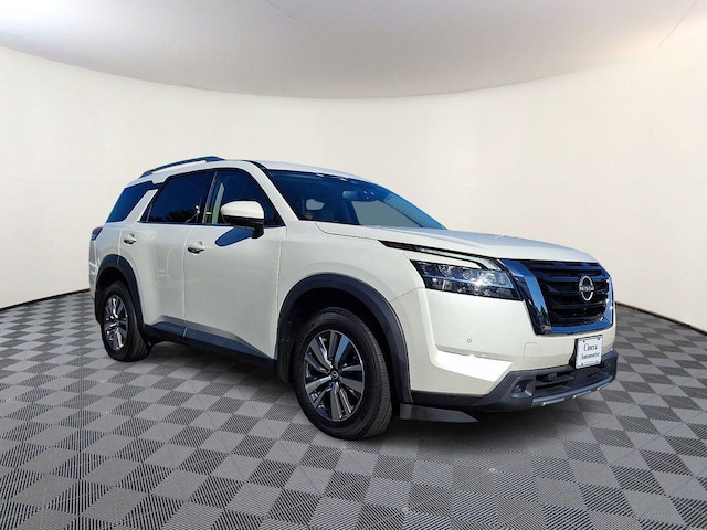 2022 Nissan Pathfinder