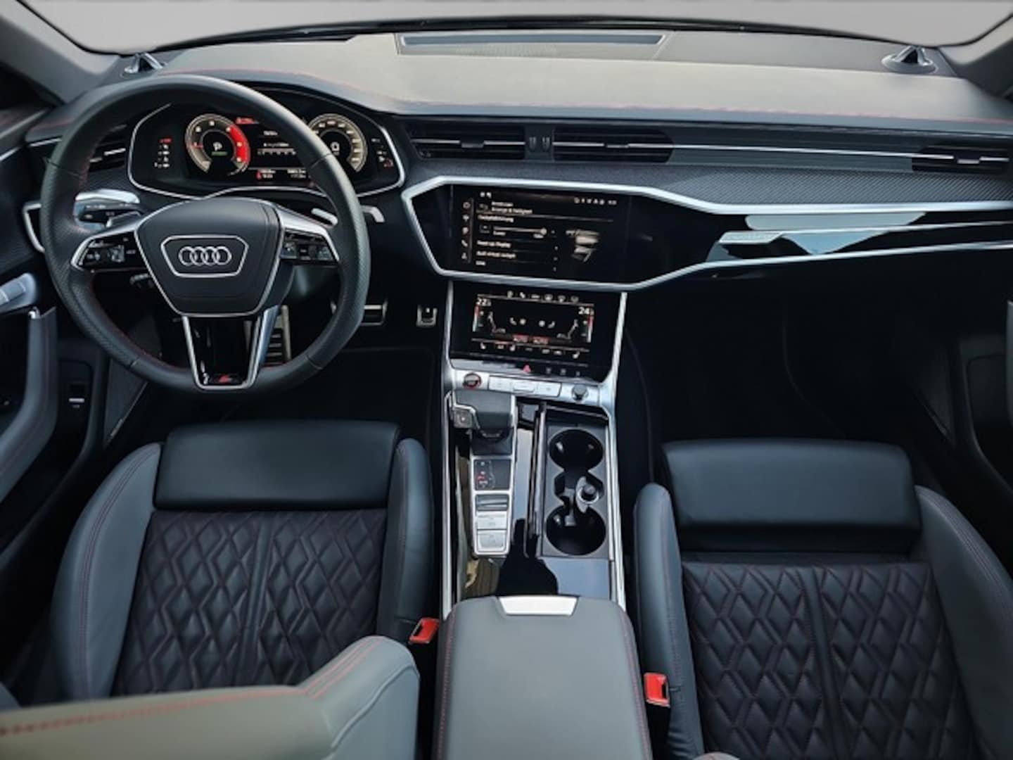 Bild über Audi S6 Limousine TDI quattro tiptronic - für weitere Informationen kontaktieren Sie den Audi Partner