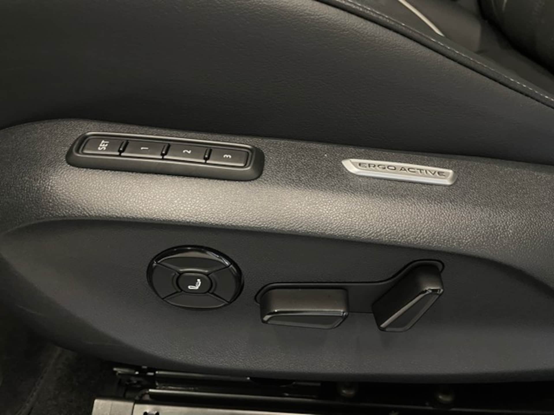 Volkswagen Passat Elegance
