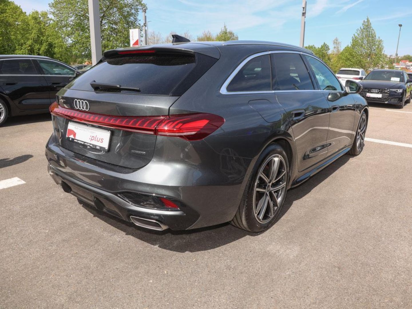 Bild über Audi A5 Avant e-hybrid e-hybrid quattro 220 kW S tronic - für weitere Informationen kontaktieren Sie den Audi Partner