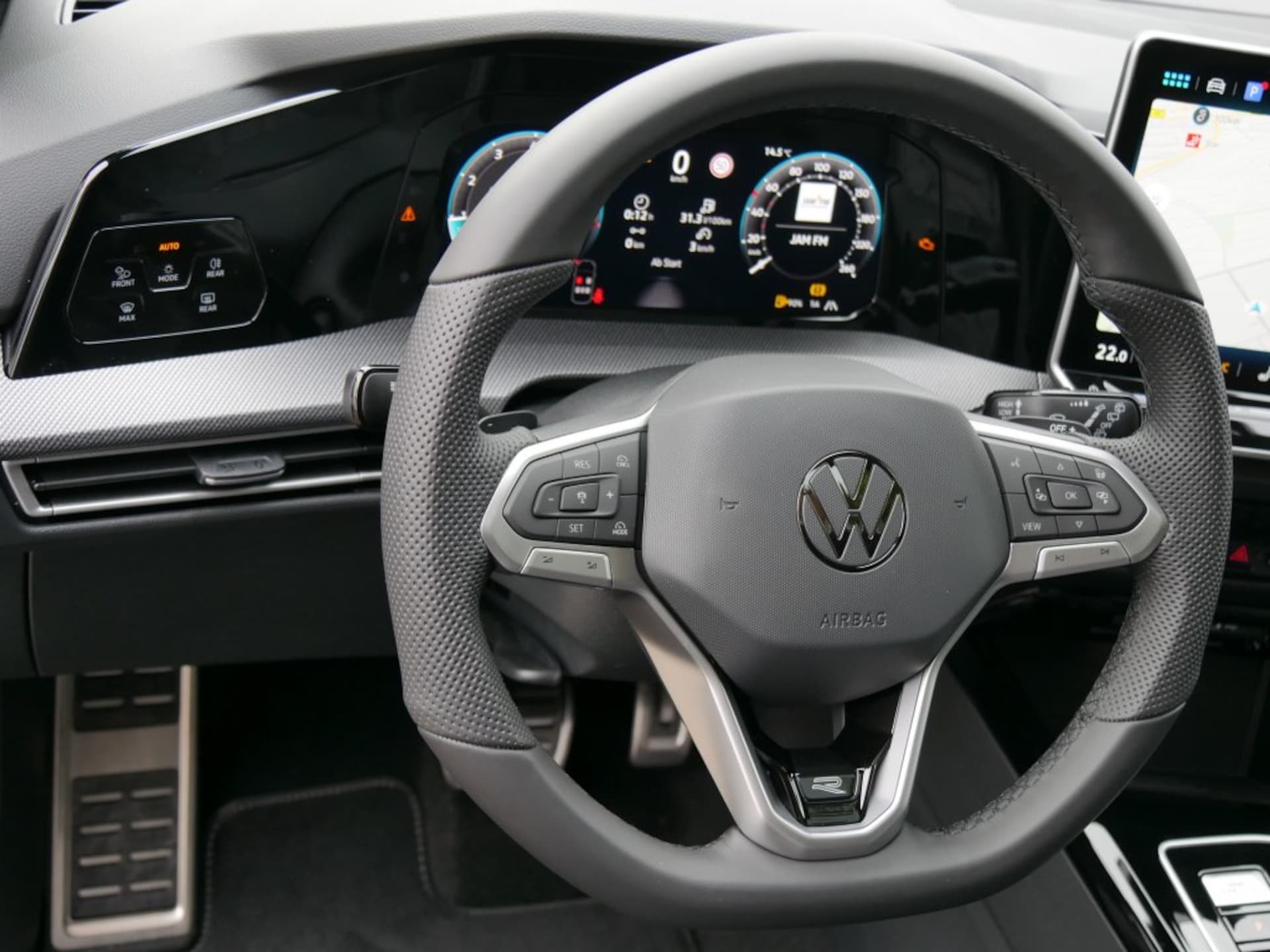 Volkswagen Golf R-Line