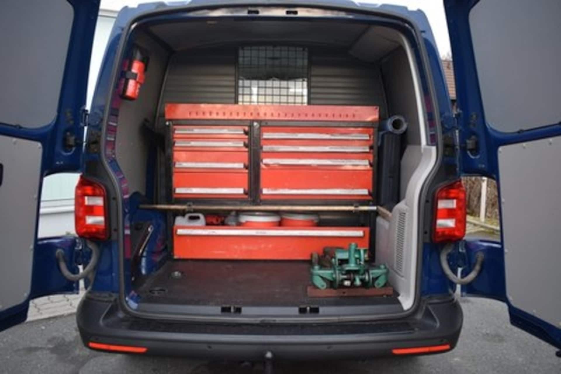 Volkswagen T6 Transporter Kombi kurzer Radstand