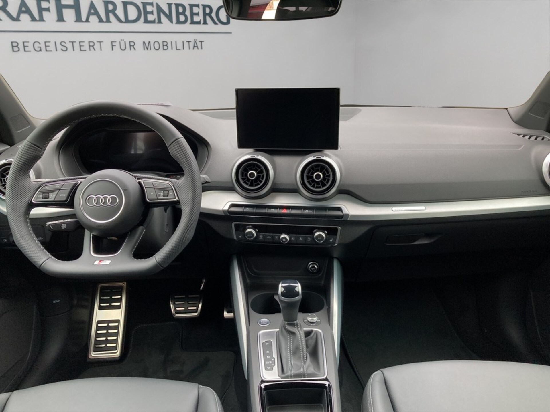 Audi Q2 S line