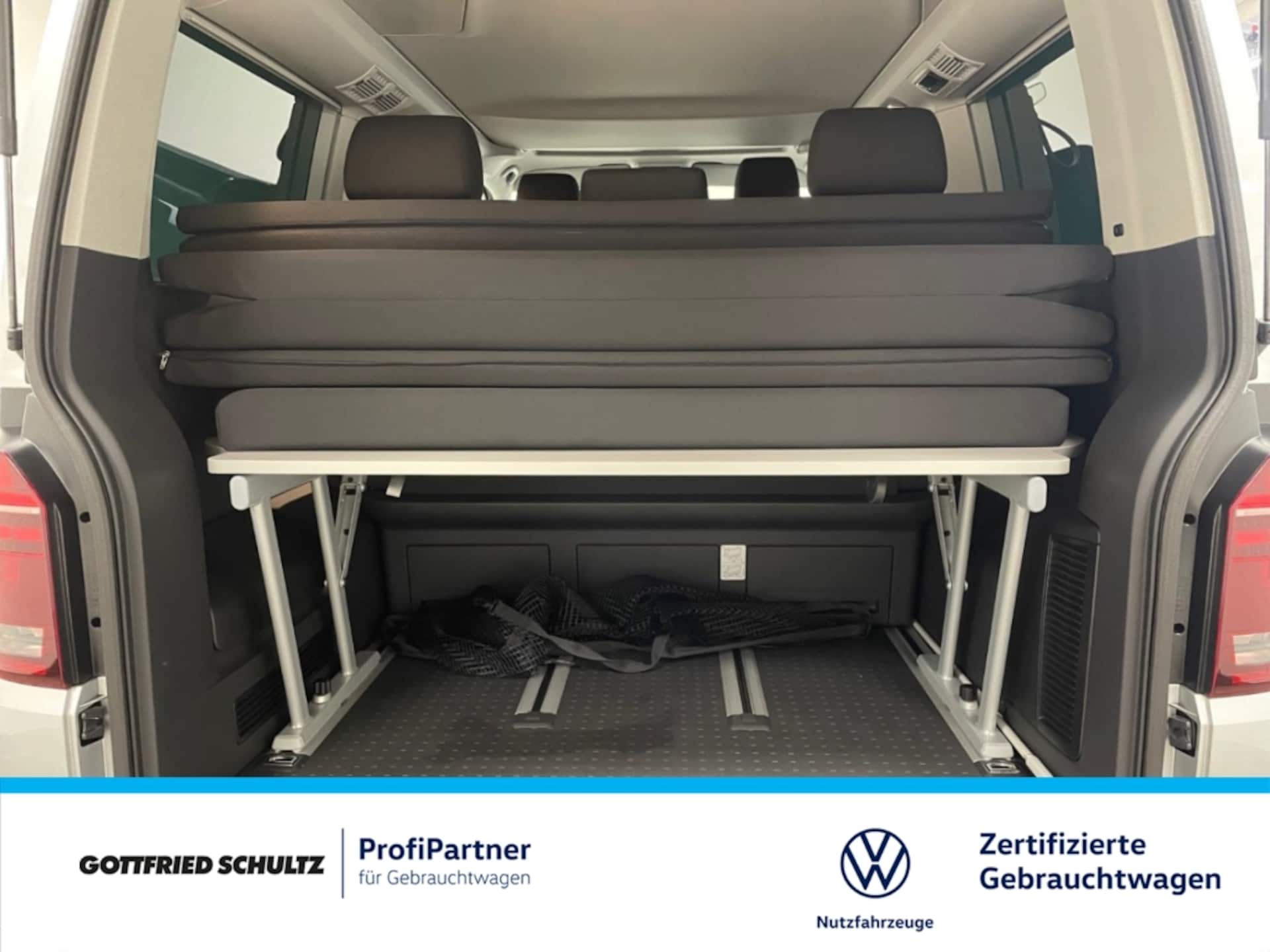 Volkswagen T6.1 California Beach