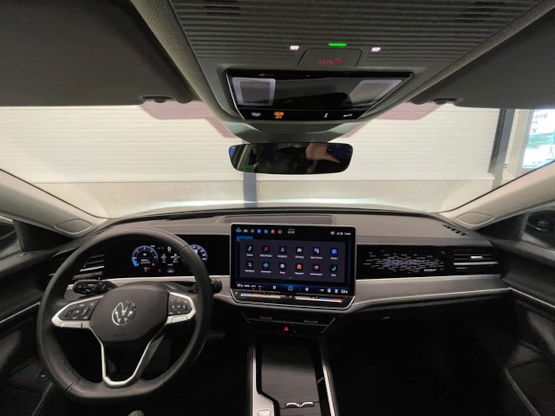 Volkswagen Passat Elegance