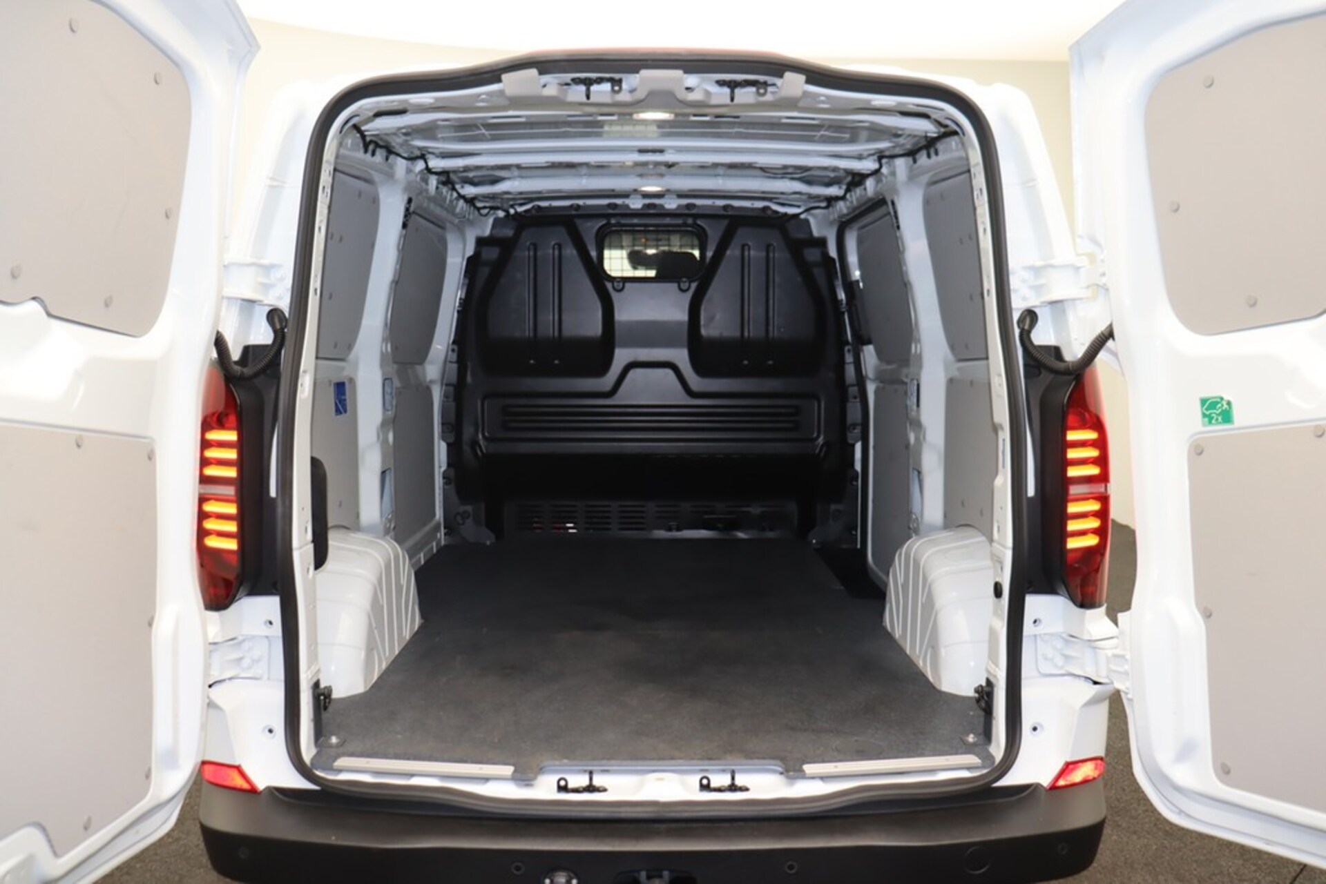 Volkswagen Transporter Kasten kurzer Radstand