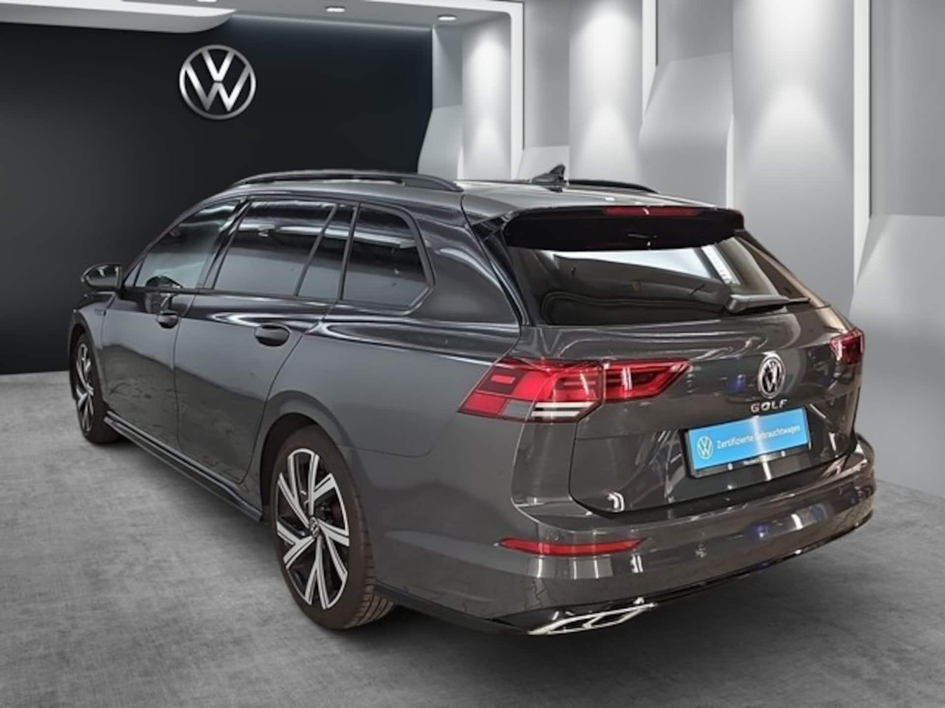Volkswagen Golf Variant R-Line