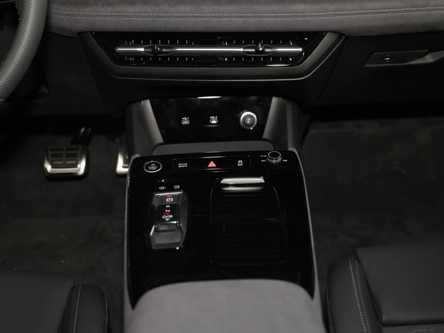 Bild über Audi A6 Avant e-tron e-tron 210 kW - für weitere Informationen kontaktieren Sie den Audi Partner