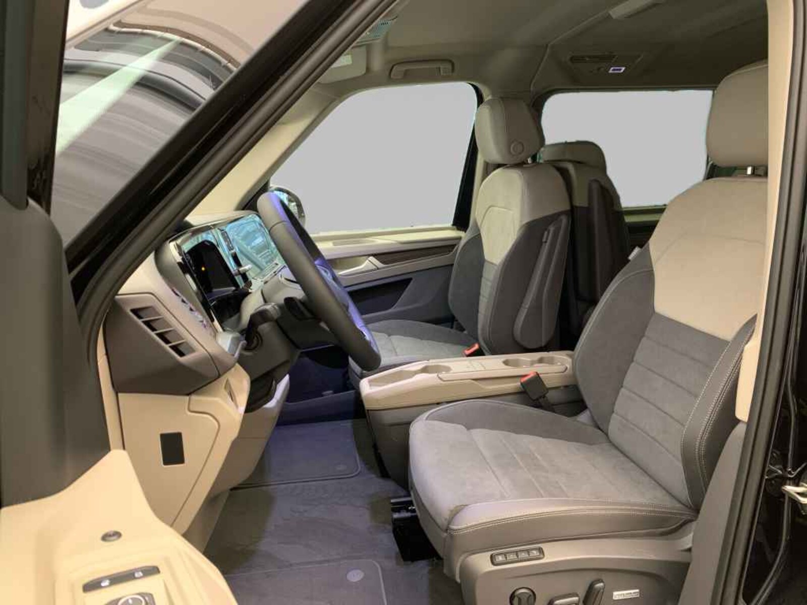 Volkswagen Multivan Langversion – Bild 10