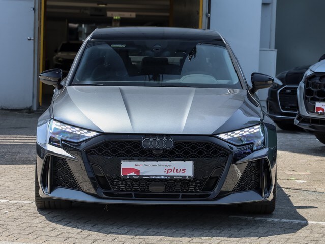 Image about Audi RS 3 Limousine TFSI quattro S tronic