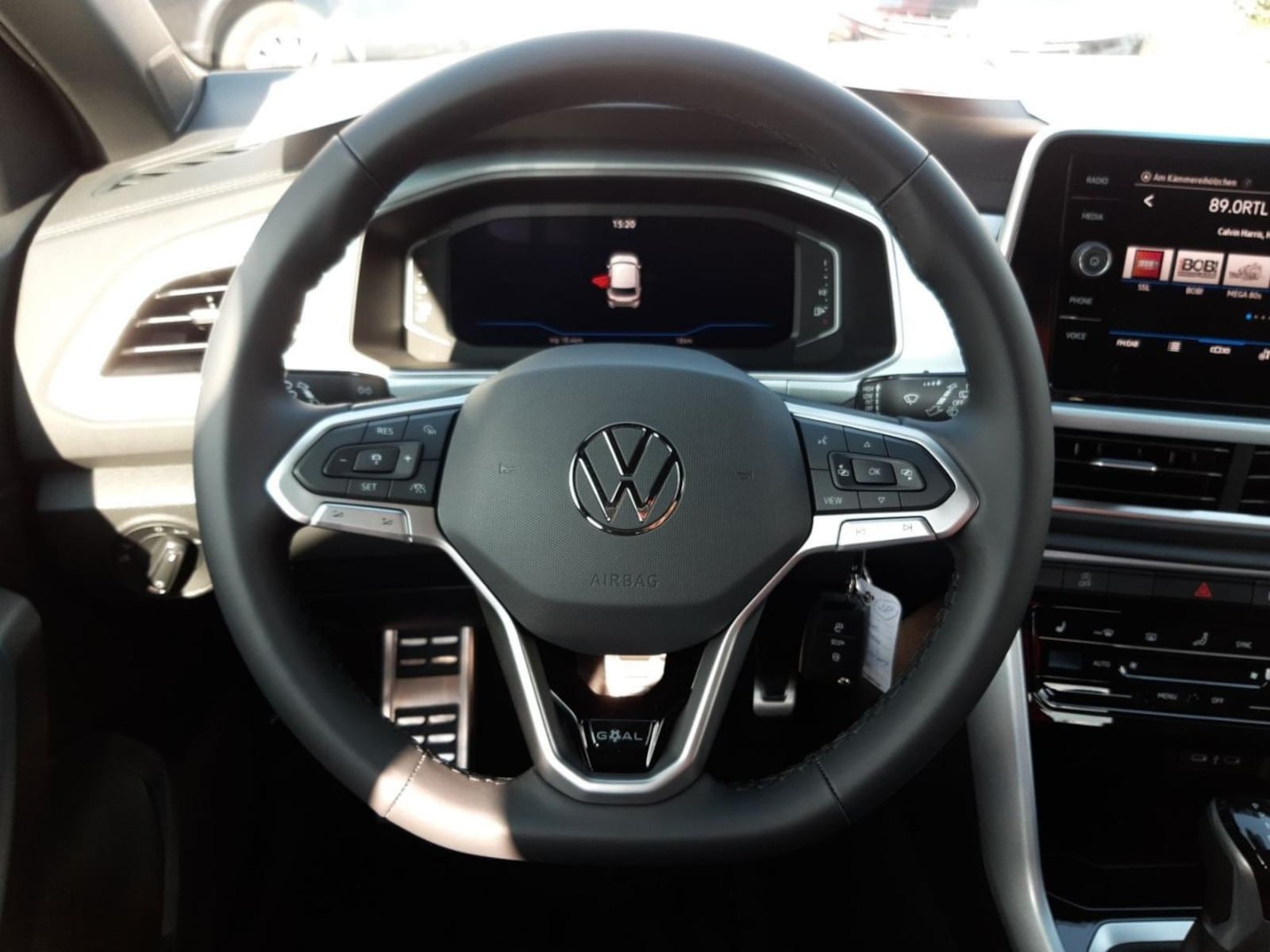 Volkswagen T-Roc – Bild 13