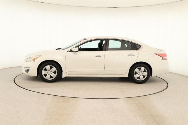 Used 2015 Nissan Altima S with VIN 1N4AL3AP9FN880366 for sale in Henderson, NV