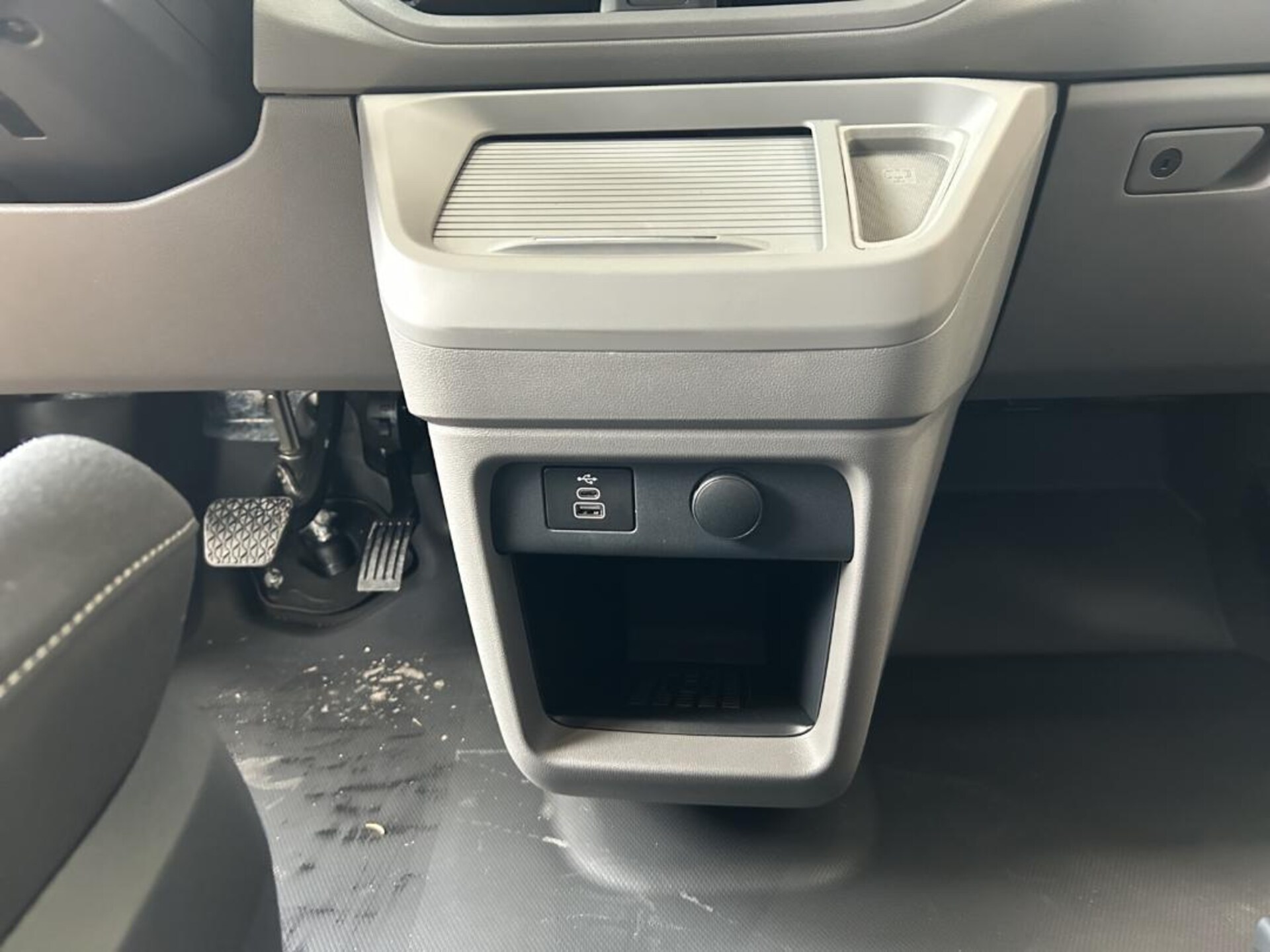 Volkswagen Transporter Kasten langer Radstand Plus