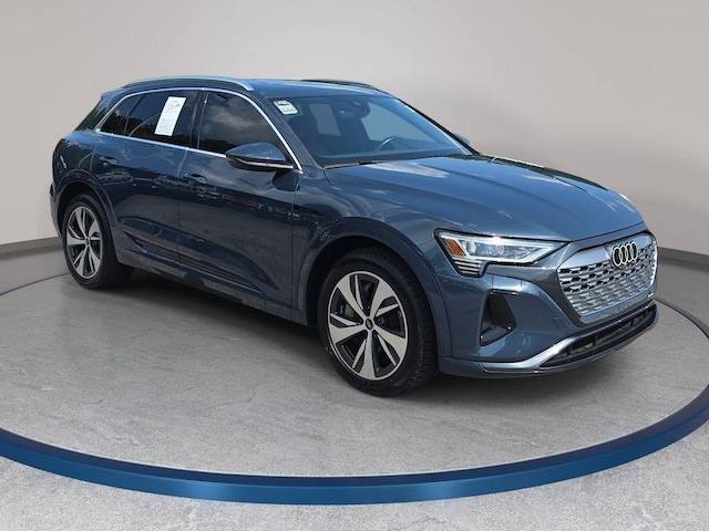 2024 Audi Q8 e-tron