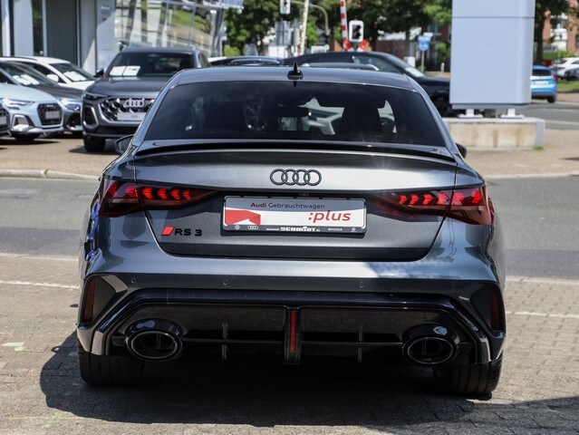 Image about Audi RS 3 Limousine TFSI quattro S tronic