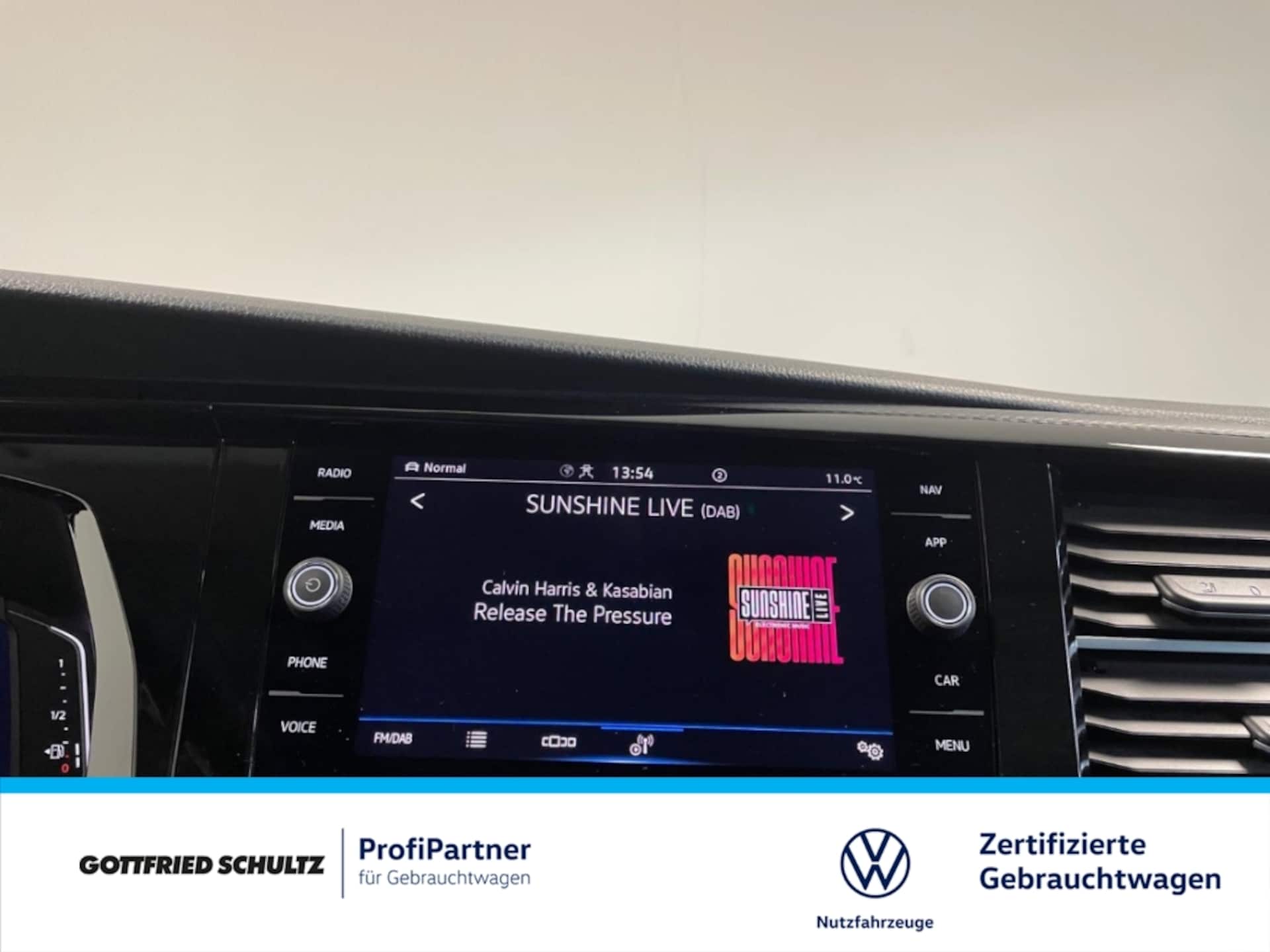 Volkswagen T6.1 California Beach