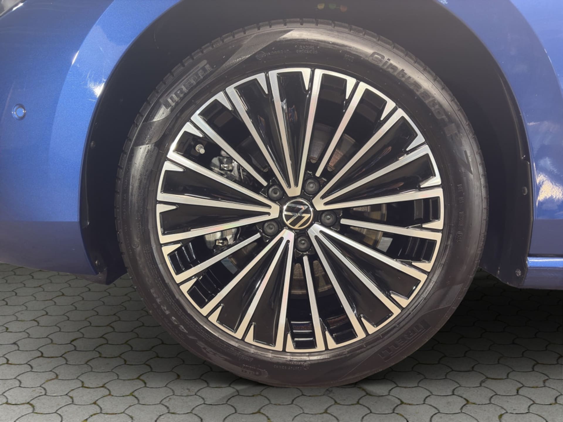 Volkswagen Passat Elegance