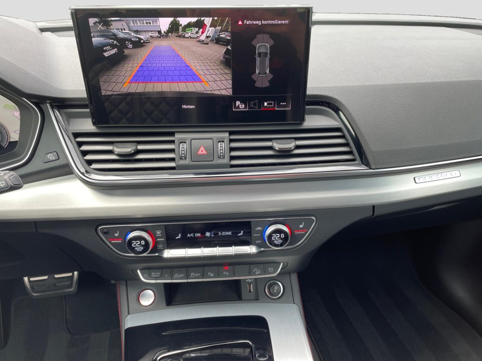Audi SQ5 – Bild 6