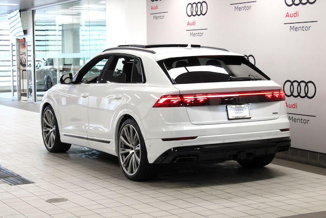 2026 Audi Q8
