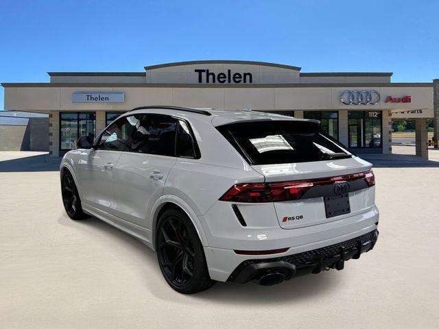 2026 Audi RS Q8 SUV performance