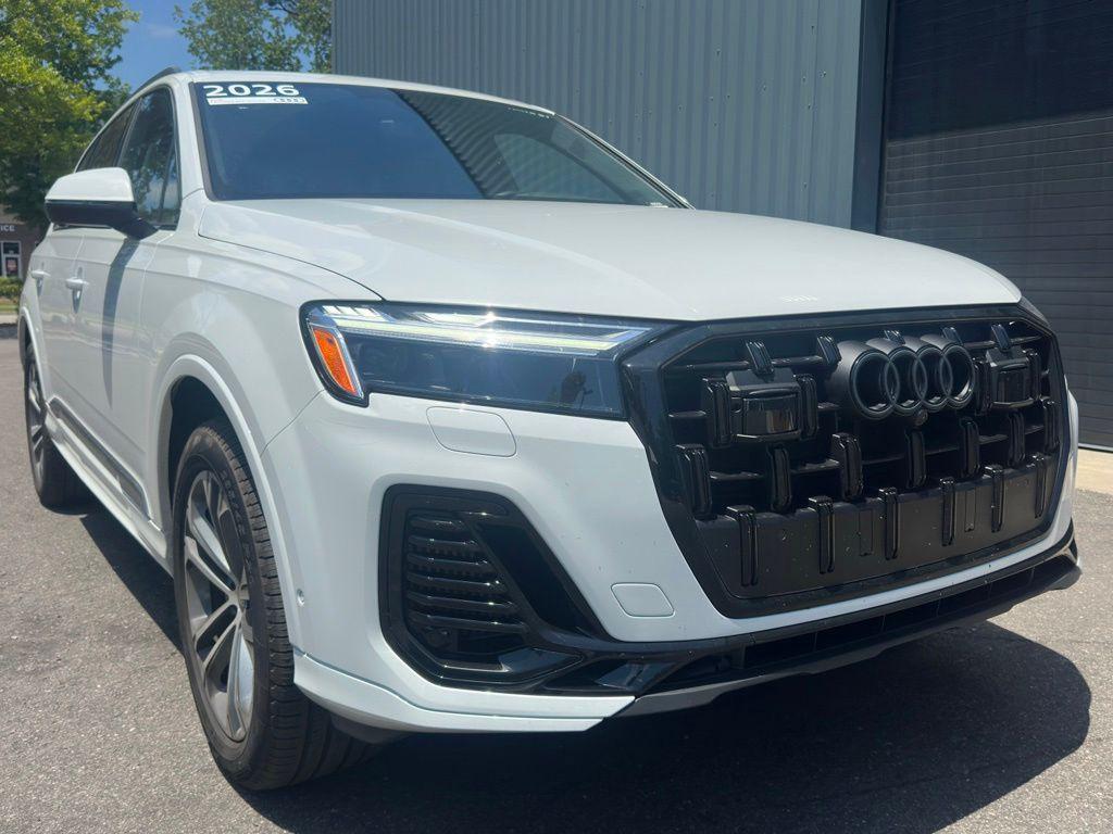 2026 Audi Q7 55 Premium quattro Tiptronic's photo