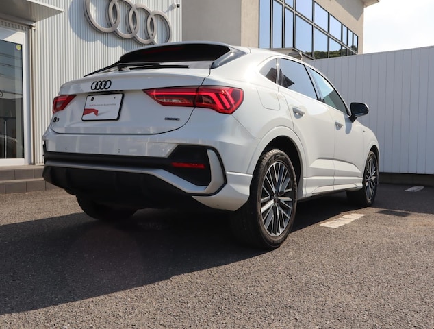 Audi Q3 Sportback 35 TDI quattro S line for more details contact your dealer